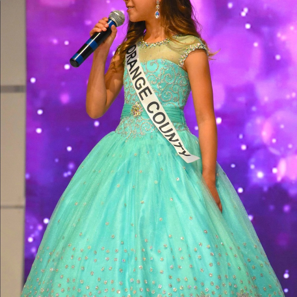 Beautiful Aqua Ritzee Girls State-Winning Gown (8)